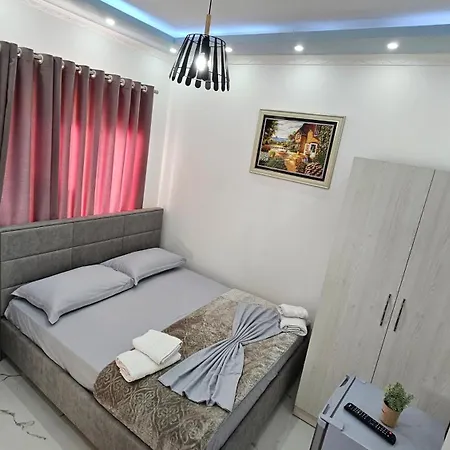 Hotel Casa Vacanze Shiroke 3*