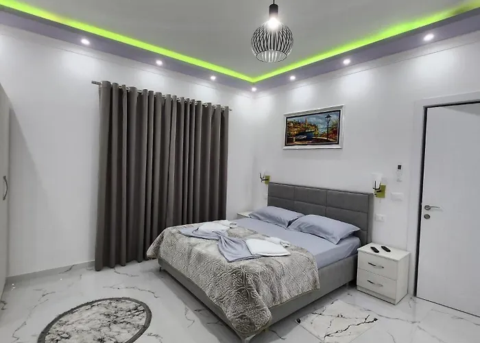 HOTEL Casa Vacanze SHIROKE Bed & Breakfast 3*