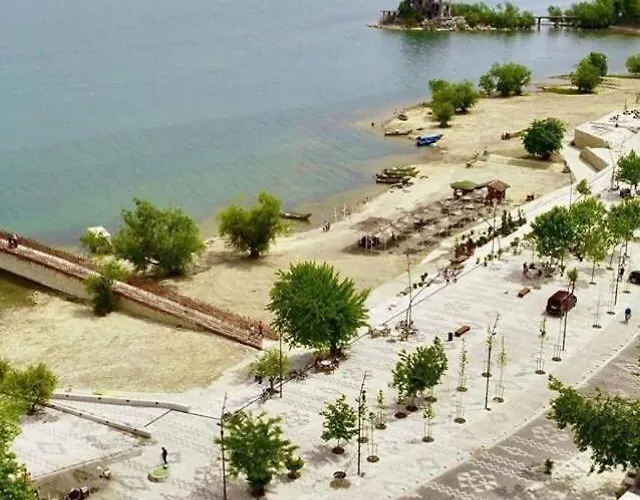 HOTEL Casa Vacanze SHIROKE 3* Široka