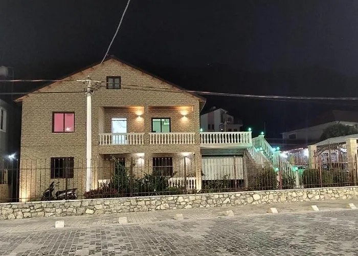 HOTEL Casa Vacanze SHIROKE Široka