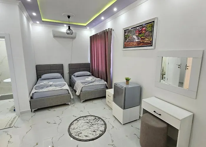 HOTEL Casa Vacanze SHIROKE Široka