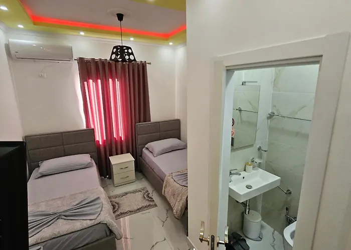 HOTEL Casa Vacanze SHIROKE Bed & Breakfast Široka