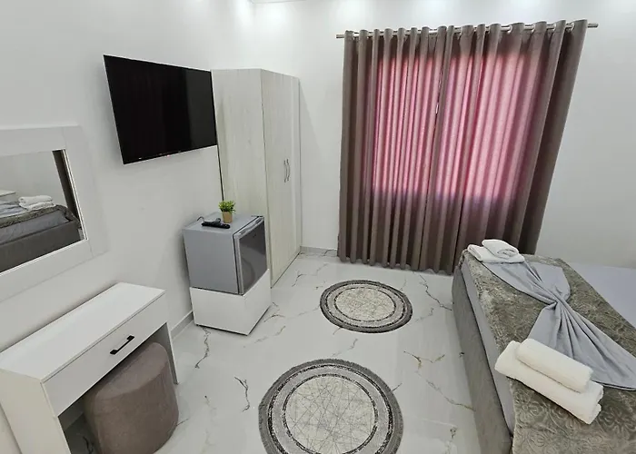 HOTEL Casa Vacanze SHIROKE Široka