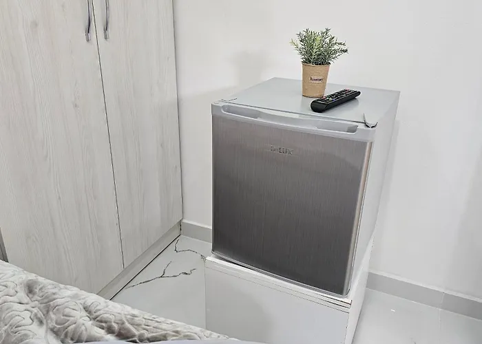 Hotel Casa Vacanze Shiroke B&B 3*